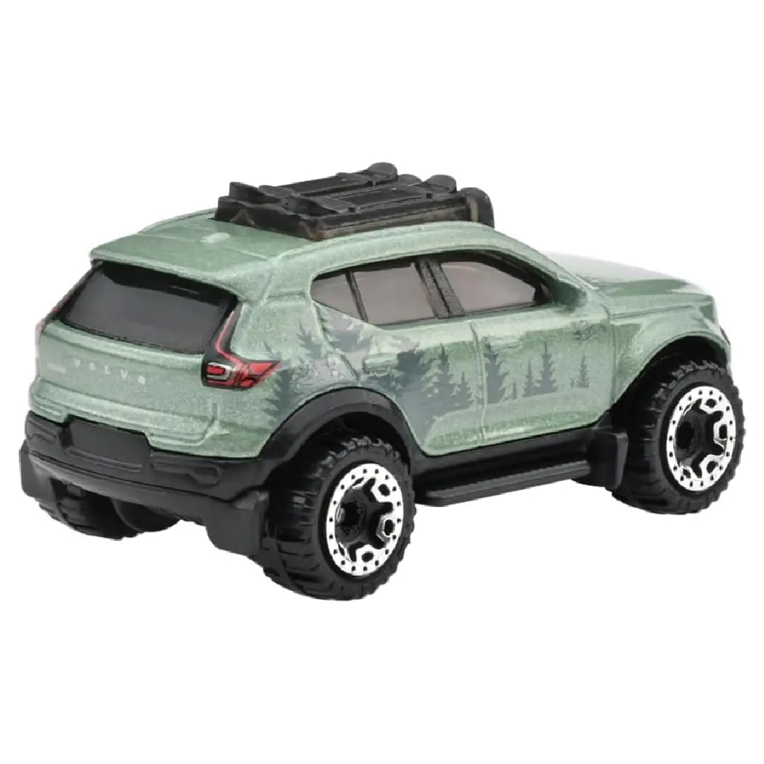 Hot Wheels Volvo XC40 Recharge Green Mud Studs 201/250 1:64