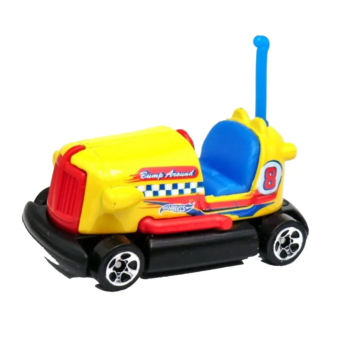 Hot Wheels Bump Around Yellow HW Race Track Aces 166/250 BFD37 – 1:64 Diecast Car