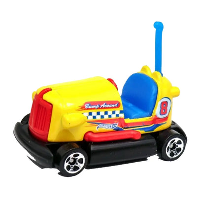 Hot Wheels Bump Around Yellow HW Race Track Aces 166/250 BFD37 – 1:64 Diecast Car