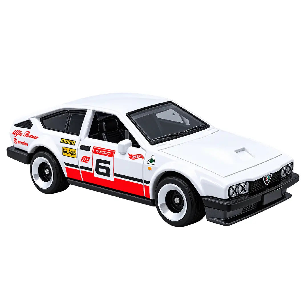Hot Wheels Alfa Romeo GTV6 3.0 White Retro Racers 10/10 185/250 1:64 Diecast